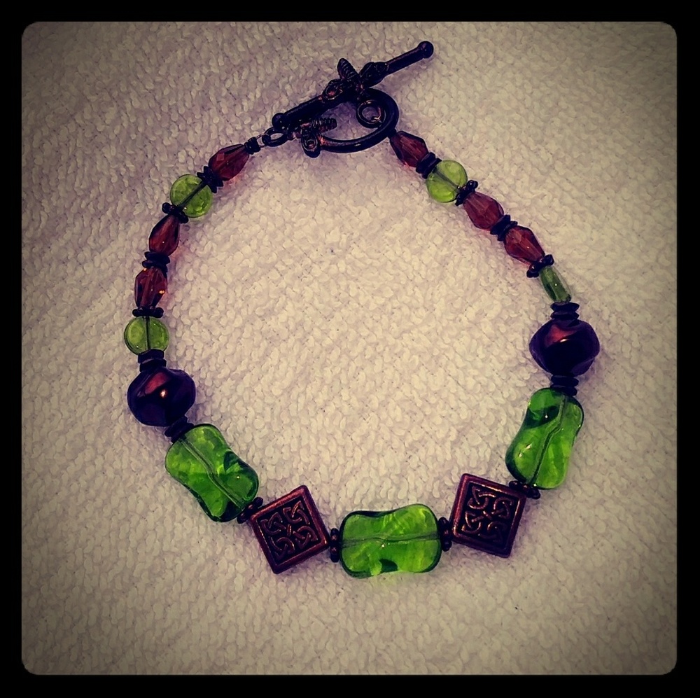 Vintage glass bead bracelet